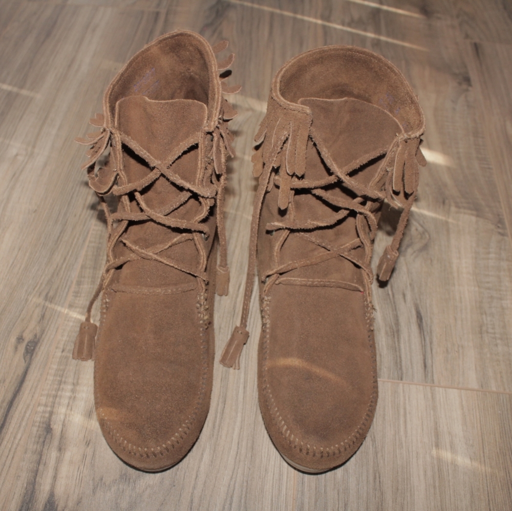 Minnetonka Fringe Boots